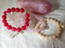 Load image into Gallery viewer, Rhodochrosite &quot;Love Stone&quot; &amp; 4 Leaf Flower and Medal
