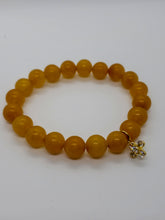 Load image into Gallery viewer, Yellow Agate &amp; 4 Leaf Flower
